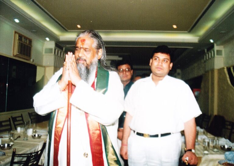 sundeep-bhutoria-with-chandraswami