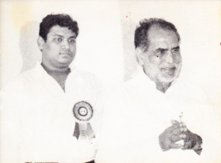 sundeep-bhutoria-with-former-prime-minister-of-india-chandra-shekhar