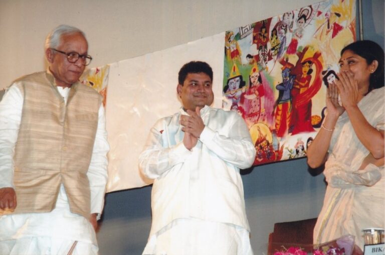 sundeep-bhutoria-with-roopa-ganguly-and-buddhadeb-bhattacharya