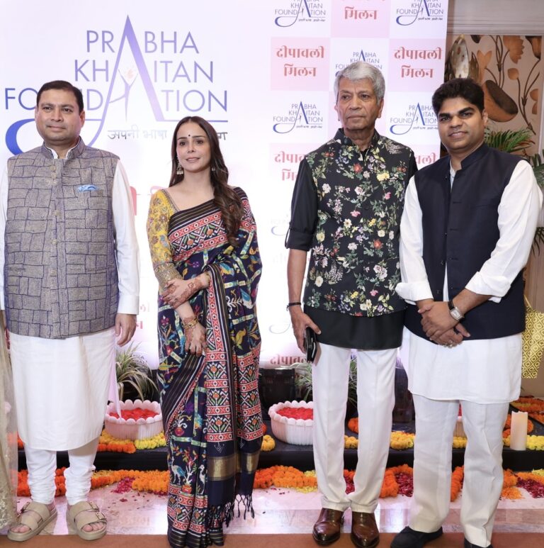 Sundeep Bhutoria with Richa Yadav, Amitabh Adhar and Akshay Yadav