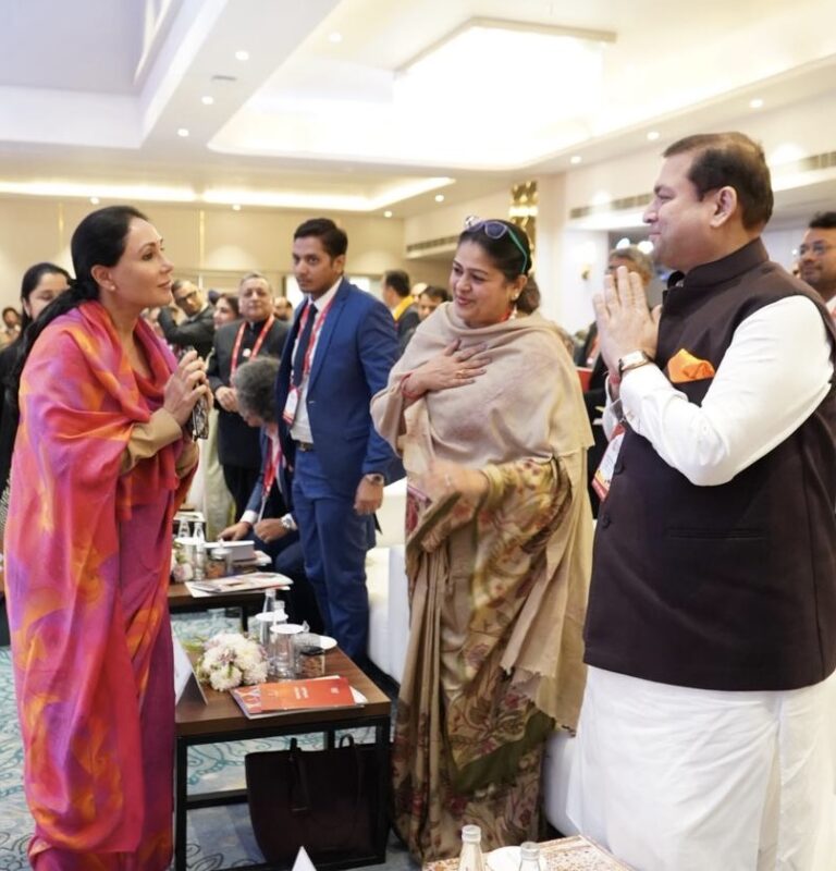 Sundeep Bhutoria with Managing Director of India Tourism Development Corporation, Mugdha Sinha and Rajasthan Deputy CM, Diya Kumari.