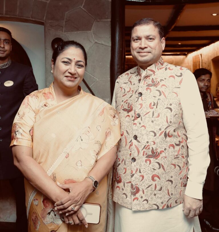 Sundeep Bhutoria with the hon’ble Chief Minister of Delhi Rekha Gupta in Kolkata.