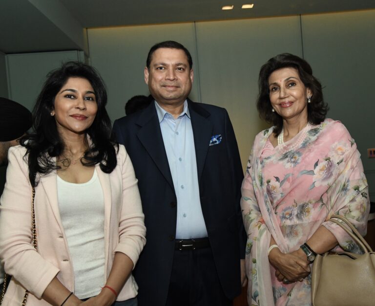Sundeep Bhutoria with Chandrika Kumari (L), and Reena Kumari (R), Ehsaas woman of Nainital