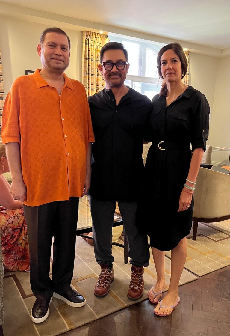 Sundeep Bhutoria with Aamir Khan and Gauri