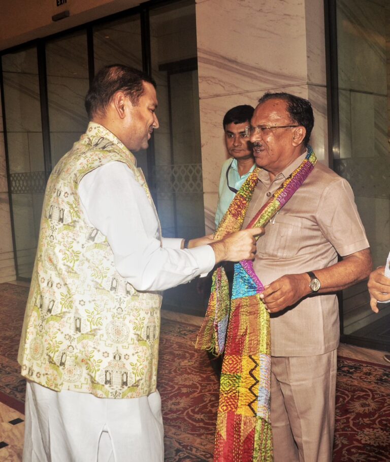 Sundeep Bhutoria with Vasudev Devnani, Speaker of the Rajasthan Legislative Assembly, during his visit to Kolkata.