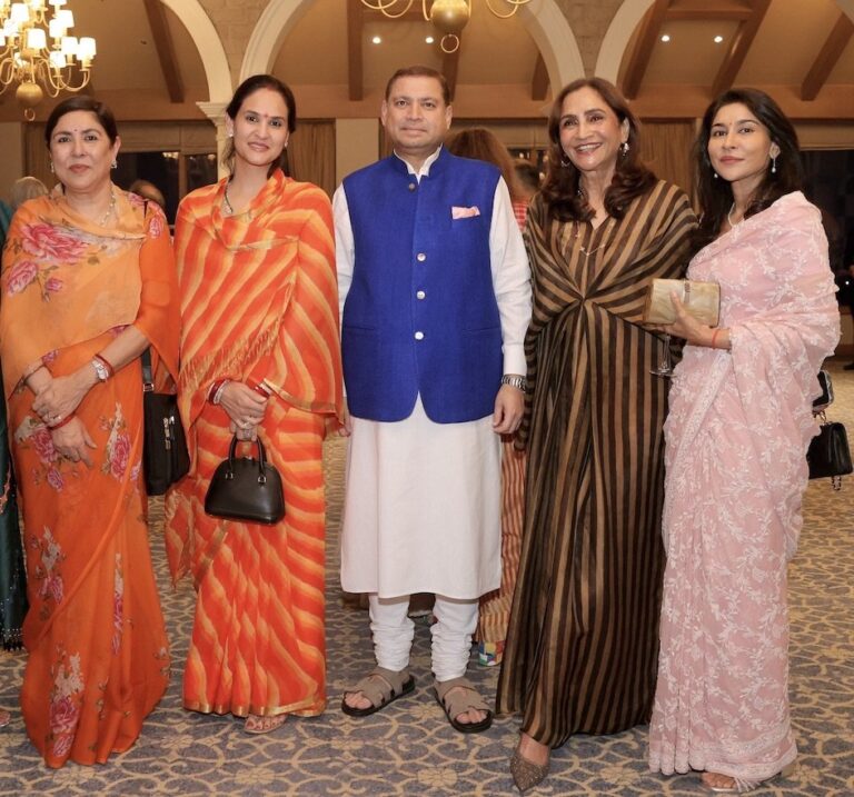 Sundeep Bhutoria with (L-R) Sangeeta Kumari Singh Deo, MP, Nivritti Kumari from the Royal family of Udaipur, Neelima Dalmia Adhar, Rajkumari Chandrika Kumari.